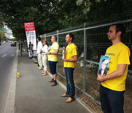 Peaceful protest in front of the Chinese Embassy in Bucharest on July 20, 2016.