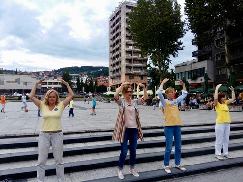 Learning the Falun Gong exercises in Serbia.
