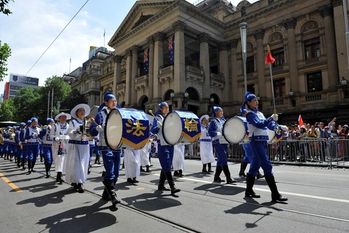 4c8fffebf7d43a7327bd7266f7b25801 The Tian Guo Marching Band performs during the Australia Day 2018 Parade in Melbourne on January 26.