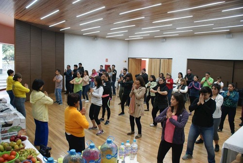 713888f37168b3e1d82e9b642d865a62 Employees of the Mexican Social Security Administration learn the Falun Gong exercises at a free workshop on February 23, 2018.