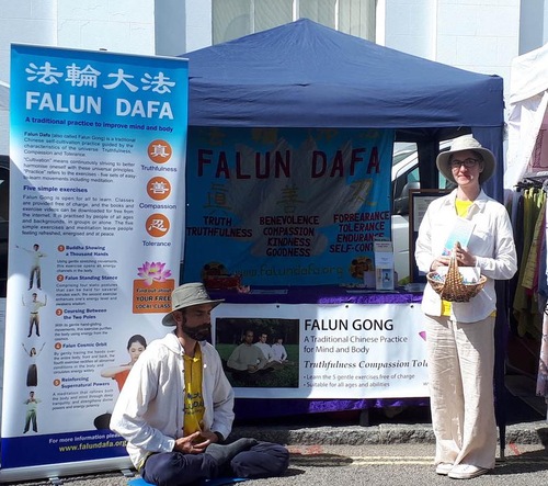 Falun Gong practitioners participate in the Golowan Festival in Penzance, Cornwall, UK, on June 23-24, 2018.