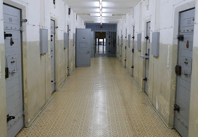 jail-4712883_640