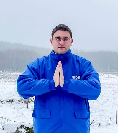 Filip wishes Falun Dafa’s founder, Mr. Li Hongzhi, a Happy New Year.