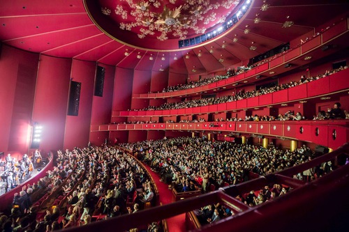 The Shen Yun New York Company at The Kennedy Center Opera House in Washington, D.C., on February 20, 2022. The company presented eight performances in the U.S. capital from February 15–20, with the four weekend performances played to full houses. (The Epoch Times)