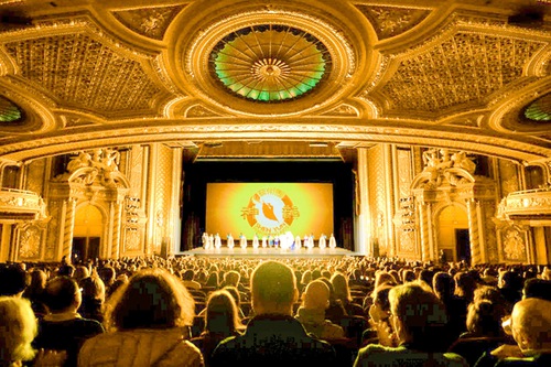 The Shen Yun North America Company at the Boch Center Wang Theatre in Boston, Massachusetts, on April 8. The company presented 8 performances in Boston April 2–10. (NTD Television)