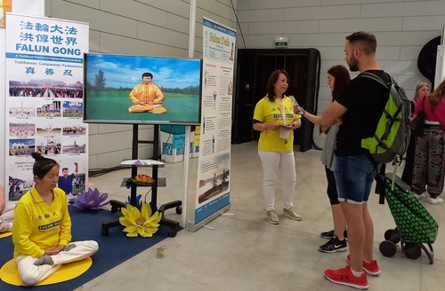 Practitioners demonstrated the exercises and introduced the practice’s principles of Truthfulness-Compassion-Forbearance.