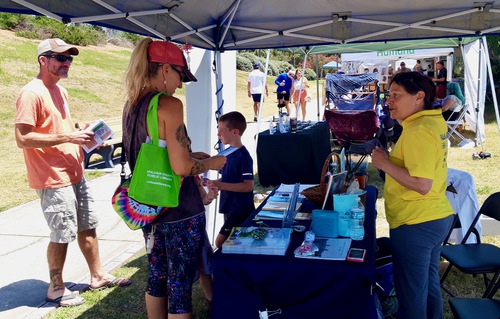 People want to learn more about Falun Gong and the persecution in China.