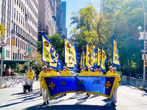 Falun Gong practitioners joined the Columbus Day Parade in New York on October 10, 2022.