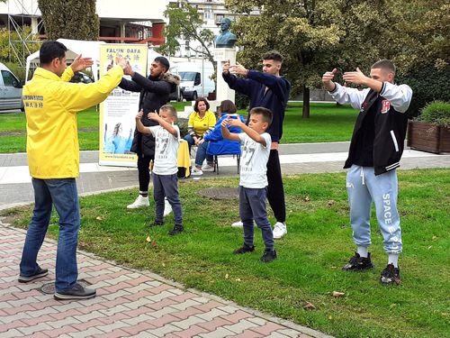 Young people learn the exercises.