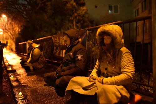 On the evening on December 31, practitioners held a candlelight vigil in front of the Chinese Embassy in Bratislava to tell people about the ongoing persecution of Falun Dafa in China.