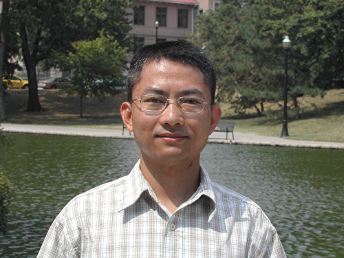 Mr. Kui Huang at Ohio State University in 2008 (Provided by Mr. Huang)