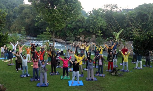 Practitioners in Jakarta did the exercises together during a three-day meeting in Cisarua, Jawa Barat.