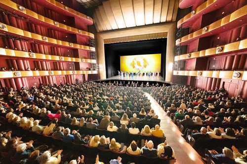 Shen Yun New York Company at a sold-out performance at the David H. Koch Theater at Lincoln Centre in New York on the afternoon of April 6